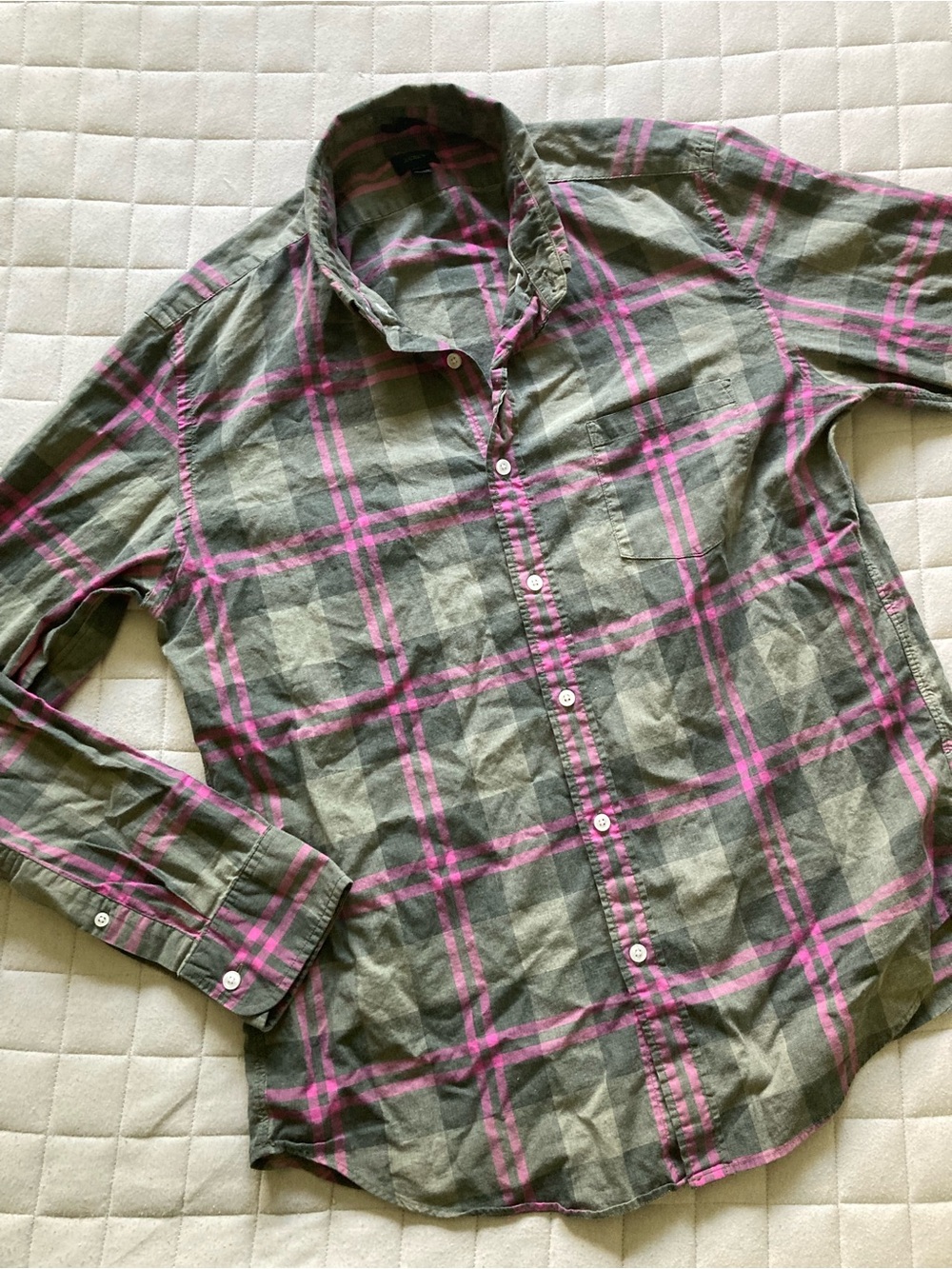 J. Crew Men’s Gray and Pink Plaid Button-Down Shirt